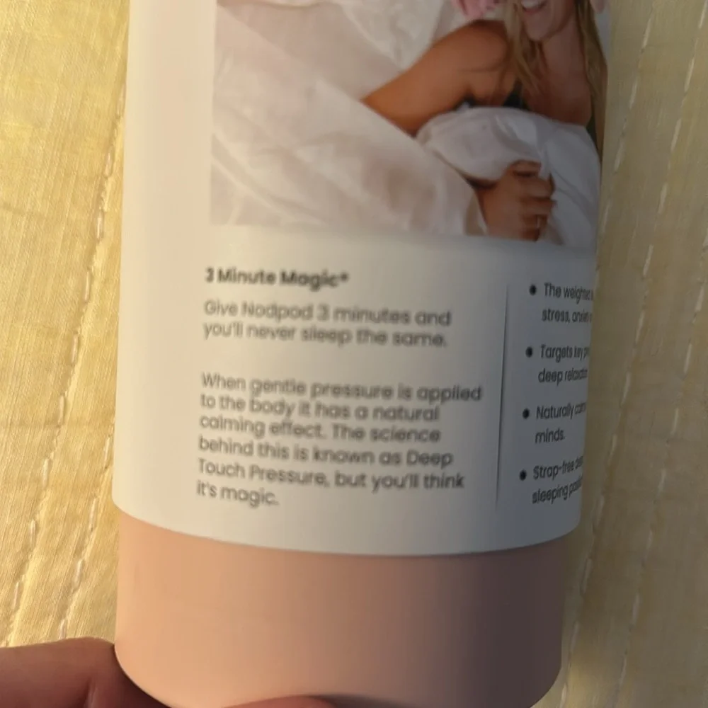 Nodpod Pink Weighted Eye Blanket - Picture 5 of 6